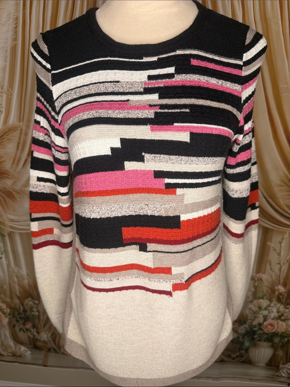 NIC+ZOE Colorblock Abstract Crewneck Sweater in Black, Pink, Red, Cream